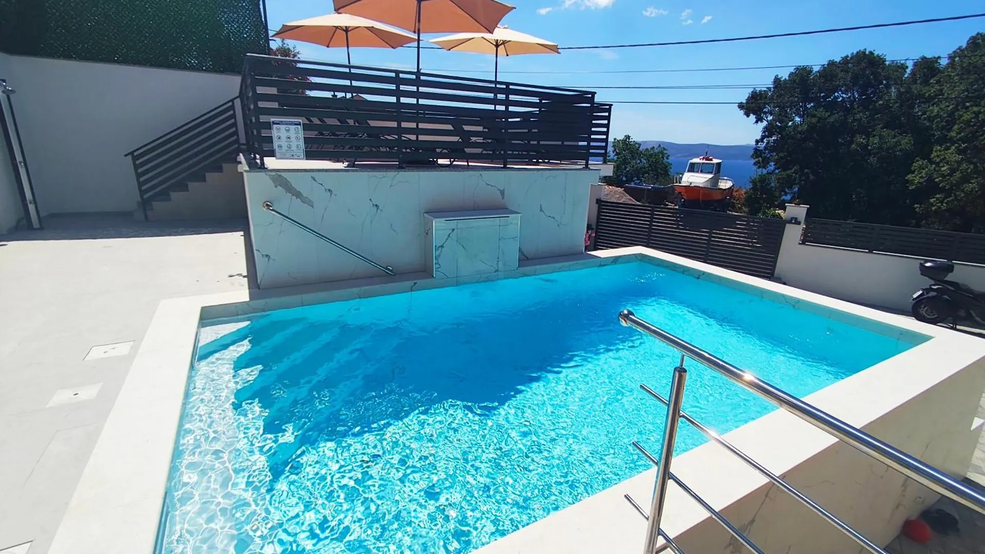 קריקווניצה Apartments Rafael