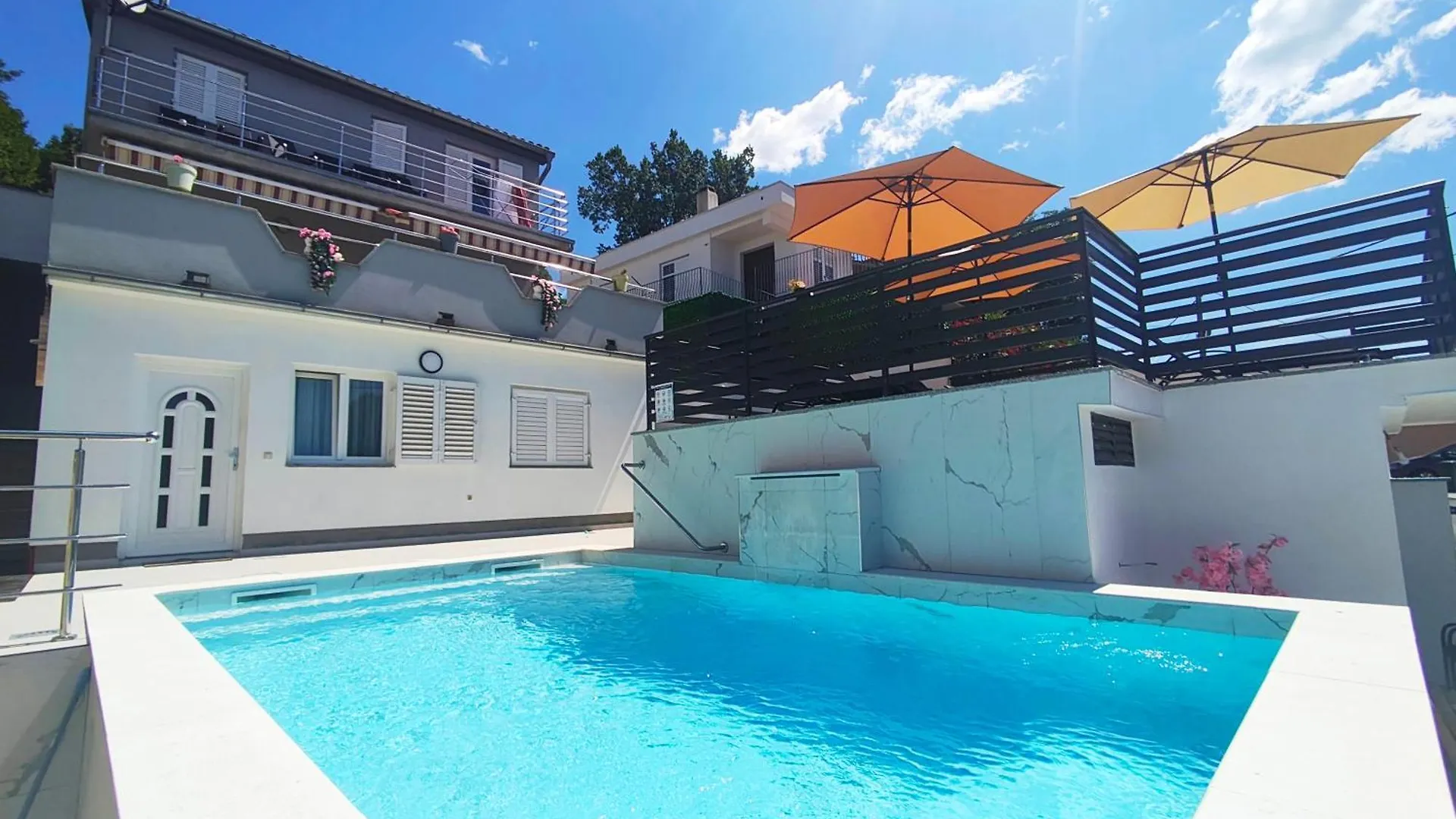 קריקווניצה Apartments Rafael